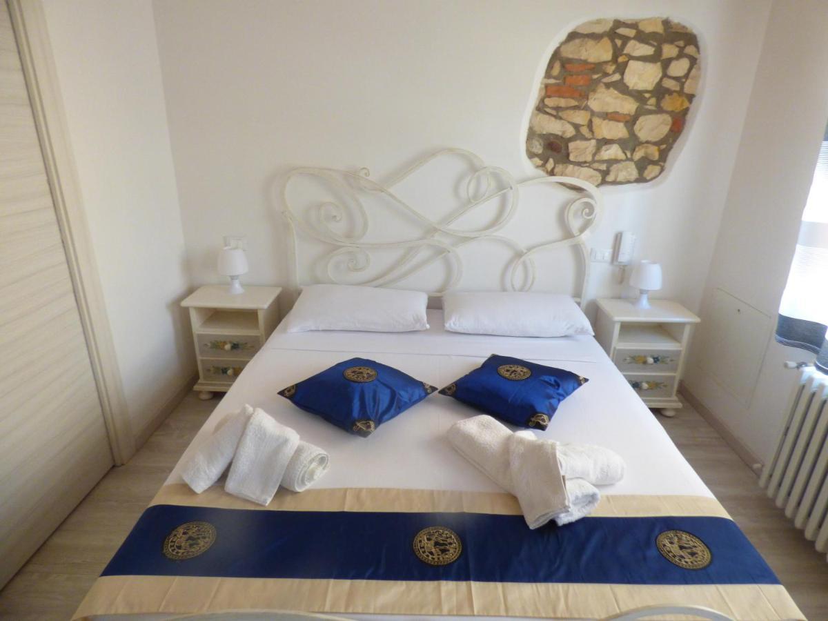 Nicole Doney Locazione Turistica Bed & Breakfast *